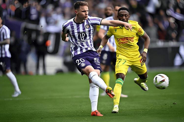 法国杯半决赛对阵出炉：朗斯vs图卢兹，斯特拉斯堡vs尼斯