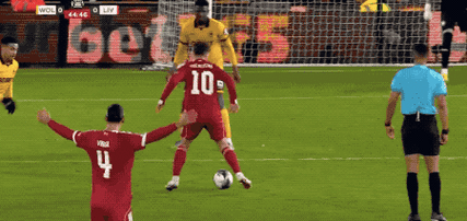 足坛一夜动态：皇马2-1绝杀！利物浦3-1晋级八强 拜仁14分领跑