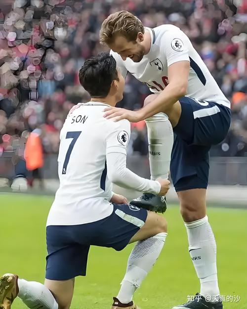 莱默尔：凯恩真的非常出色；很享受踢边后卫