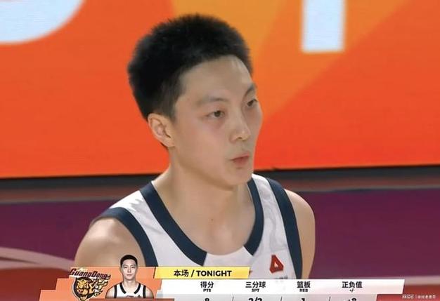 广东官宣对抗训练！胡明轩徐杰伤势无碍，麦考尔崔永熙状态拉满！