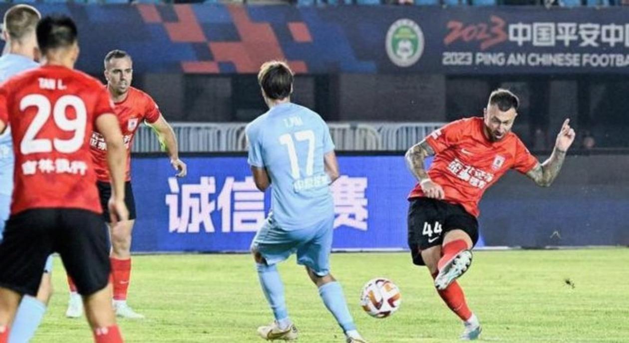 河南队新赛季大名单：纳萨里奥领衔，门将位置5人入选