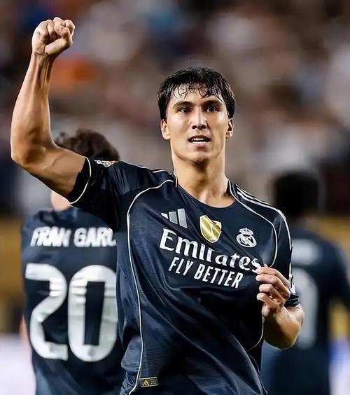 皇马亚马尔？18岁超新星将卡马文加挤出首发，打破劳尔神级纪录