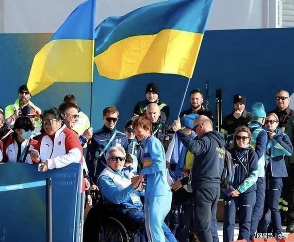 因不满俄罗斯正常参赛，德国选手拒绝与中国、俄罗斯选手合影