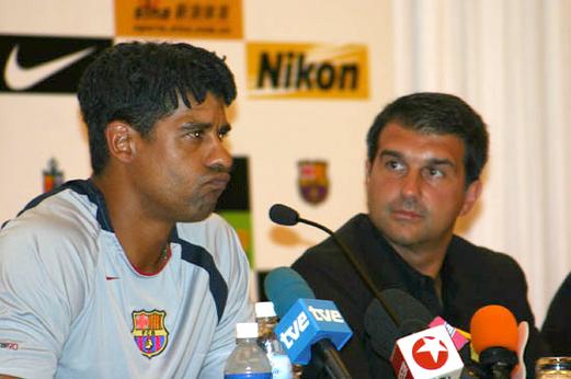 TA：巴萨绝大多数一线队球员将在主席选举中支持拉波尔塔