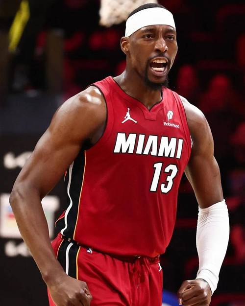 阿德巴约回应83分批评：要怪就怪奇才教练 我相信科比也会恭喜我