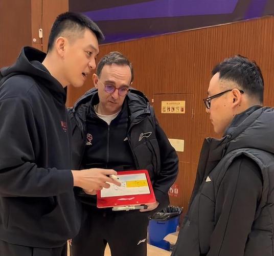 6胜1负！乌戈执教真可以！用人调整恰到好处，会根据场上形势换人