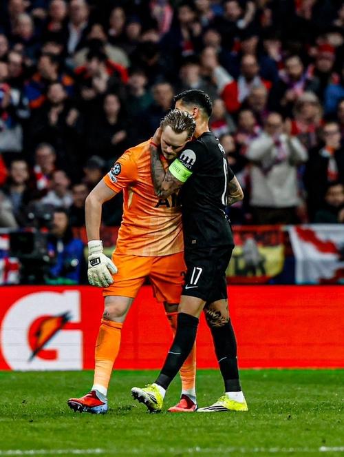 图多尔：困难还是挑战取决于你如何看待；维卡里奥将重回首发