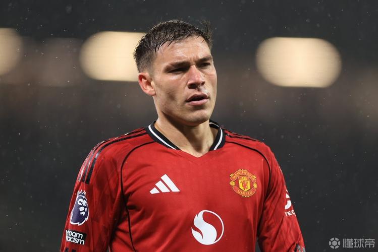 乌加特：我知道自己现在上场时间不多，但我很平静