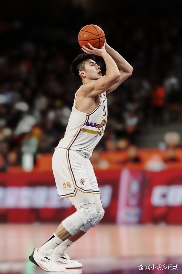 北控3人20+轻取天津结束2连败 廖三宁23+7邹雨宸20+7