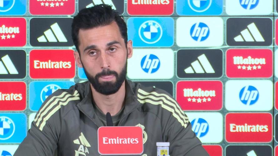 阿韦洛亚：盼姆巴佩客战曼城复出，库尔图瓦史一门