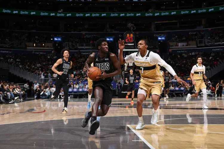 NBA4队正式无缘季后赛：步行者奇才篮网国王摆烂 冲状元签