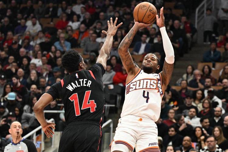 太阳末节崩盘遭猛龙终结4连胜 格林布克合砍65分英格拉姆36+7