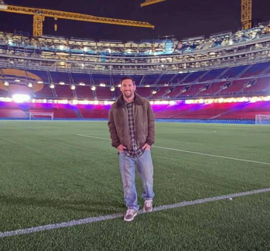 西媒：丰特提的梅西和哈兰德筹码都未奏效，拉波尔塔胜算极大