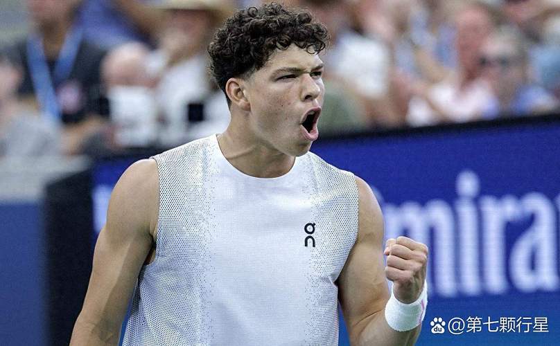 哈钦森输球后说雨水把面霜冲进眼睛引争议，球迷喊话基恩点评