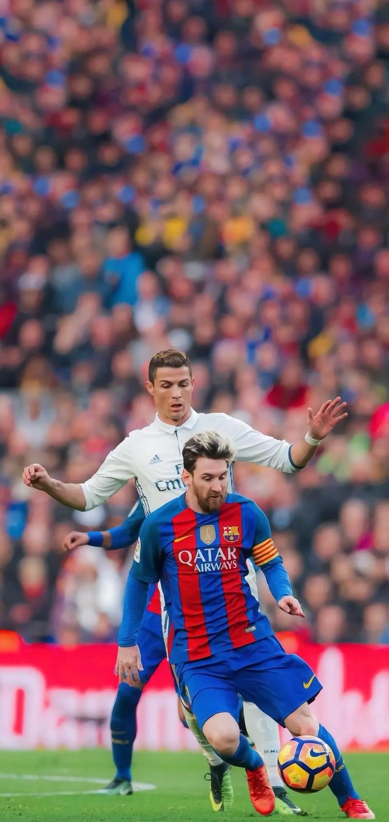 完美中锋？A席：C罗右脚与心态&伊布身体&梅西盘带&我的直觉