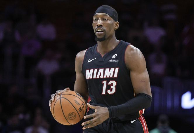 莱利力挺阿德巴约83分：指责热火全是胡扯 张伯伦也是这样拿100分