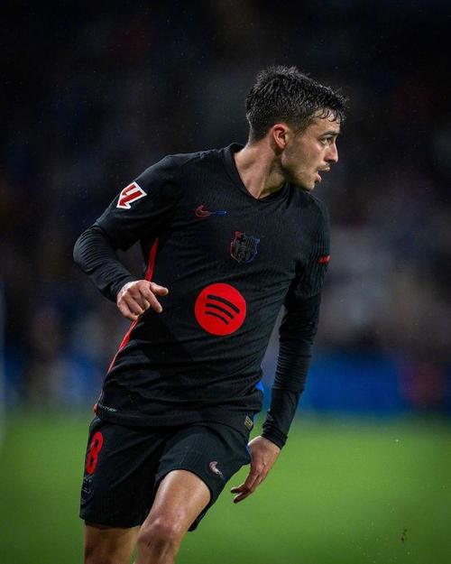 朗格莱：莫利纳是队内远射最强的球员之一；现在该备战欧冠了