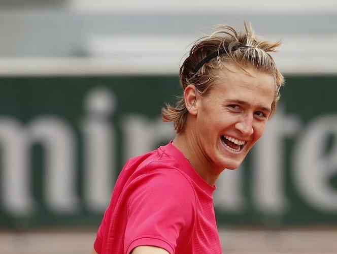 IW男单半决赛一触即发，阿辛盼延续对阵世界前十胜利！