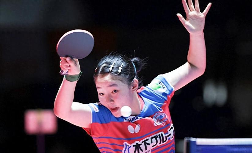 大藤带肩伤鏖战1-4出局！17岁张本美和专攻正手位：零消耗冲首冠