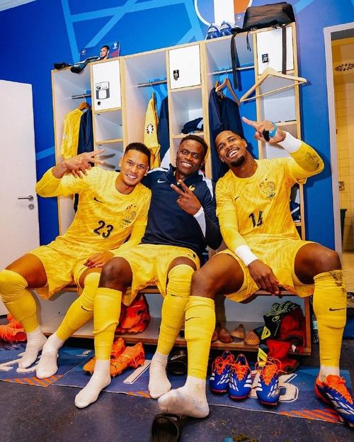 桑巴：会不会成为法国队二门？去问德尚；相信舍瓦利耶会反弹