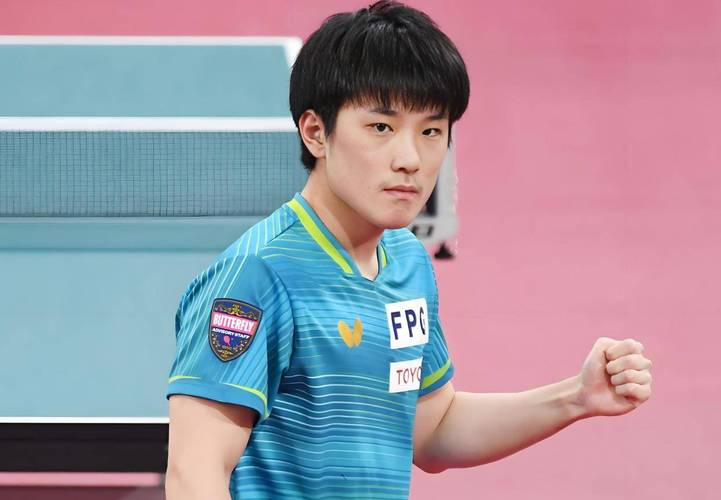 外卡入围!连胜莫雷加德张本智和,温瑞博打进决赛单局轰21-19