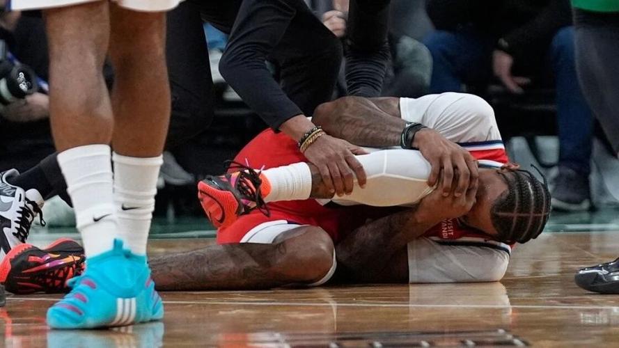 伦纳德伤情官宣！诊断左脚踝扭伤，伤停时间未知，幸好不是大伤！