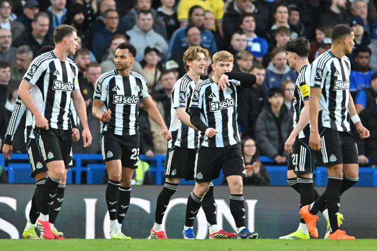 切尔西0比1纽卡一周2连败，11人围圈裁判太奇葩