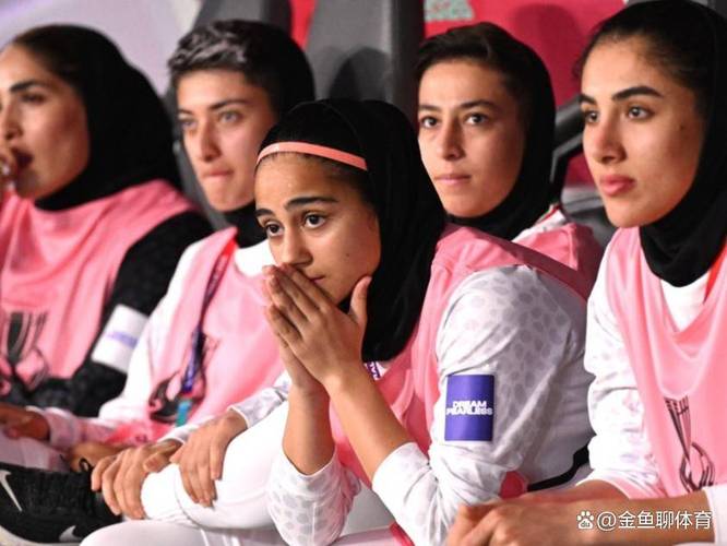 曝又有1名伊朗女足球员反悔！撤回庇护申请回国 只剩2人留在澳洲