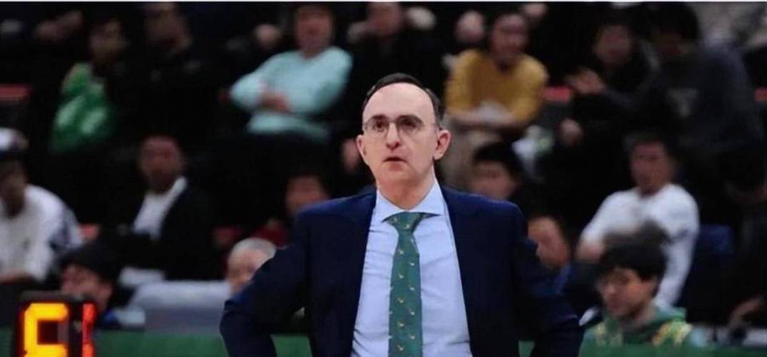 乌戈上任盘活4将！莫兰德统领内线，付豪效率暴涨，2后卫打成主力