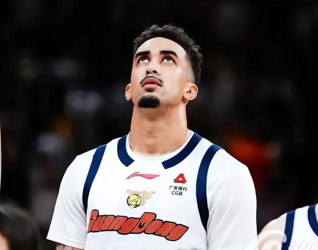 辽宁89-73战胜广东 球员评价：6人优秀，王岚嵚及格，3人低迷