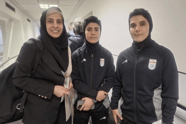 ESPN：3名留在澳大利亚的伊朗女足成员选择返回伊朗，现已离澳