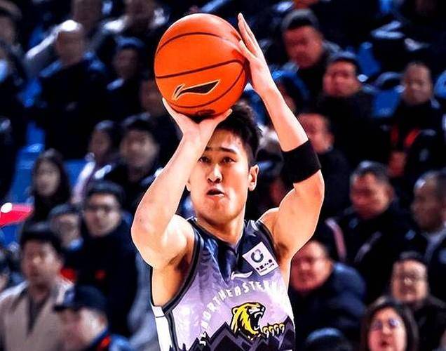 CBA战报：吉林96-90山西，姜伟泽32+4+6