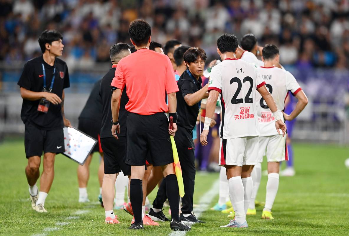 蓉城两连胜领跑中超！泰山河南“清零”，5队不胜，津门虎垫底