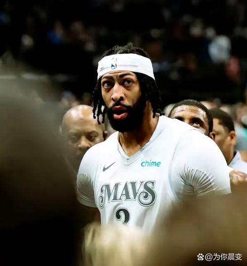 韦林顿谈伤病：医生说完全恢复要6个月，感谢他们让我能上场