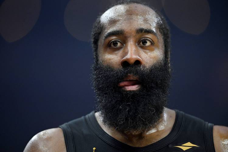 骑士最多落后21分爆冷负独行侠 米切尔15000分里程碑哈登12中4