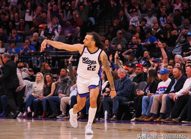 快船爆冷负国王：小卡31+6伤退创队史第一 威少第209次三双