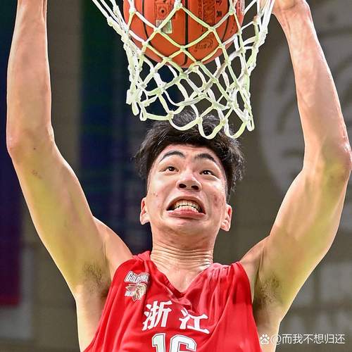 这场有点铁！余嘉豪5中1得8分，错失多个机会，造杀伤能力是真强