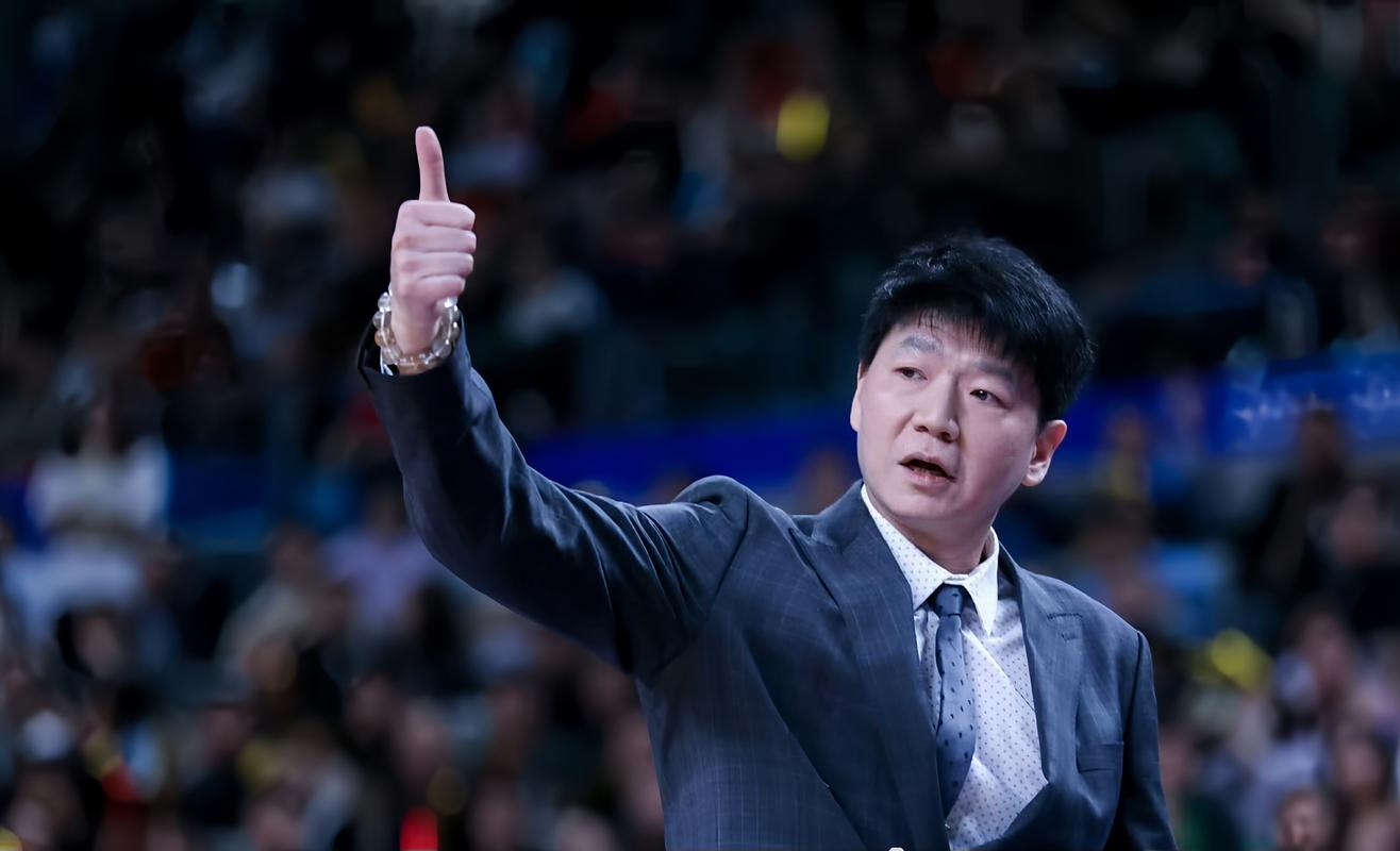 输浙江发布会！邱彪第一时间就致歉，回应球员状态与防守问题！