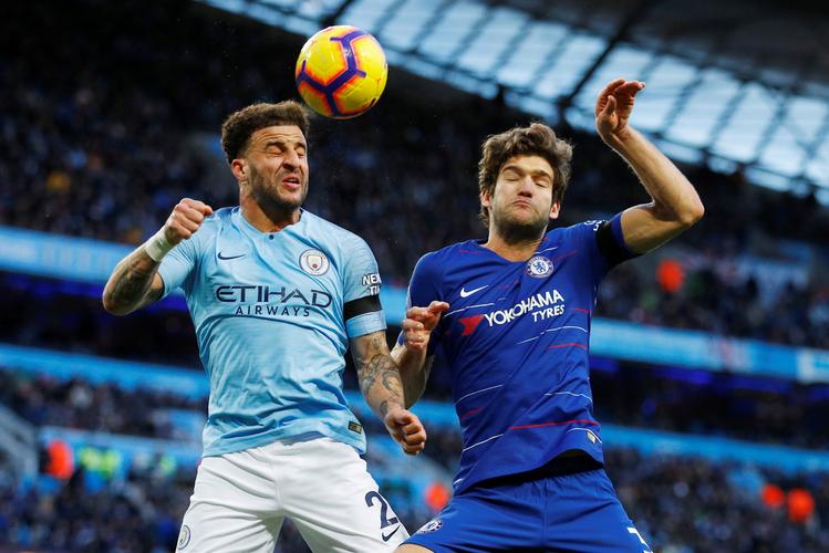 拉波尔特：刚去曼城阿圭罗就给我上对抗，还说这就是英式足球