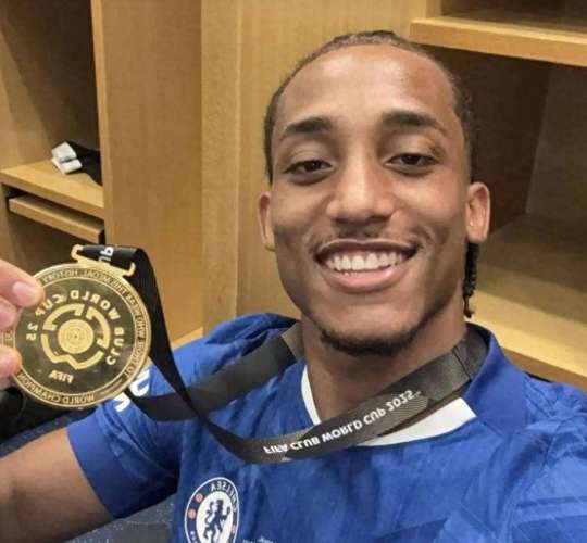 若昂-佩德罗：我们世俱杯赢过巴黎3-0，明天有信心再进三个球