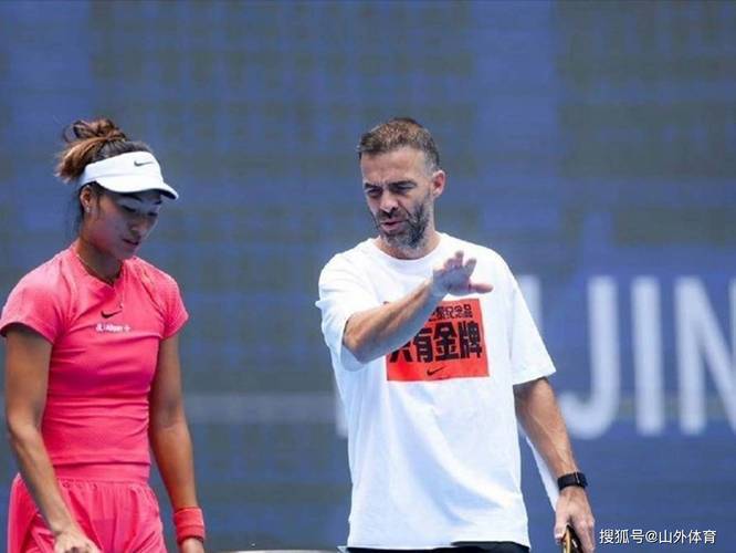 惊喜！里巴回归郑钦文团队