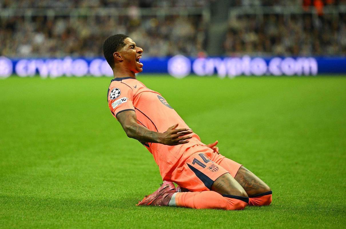 曼联3000万卖出拉什福德已定！拉波尔塔留任，弗里克要求巴萨买断