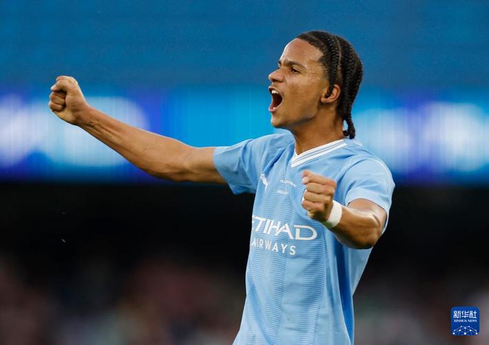回应曼城球迷嘲讽？维尼修斯：足球好就好在总会有机会