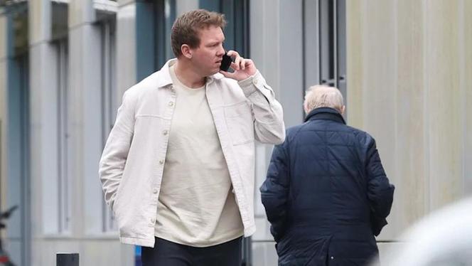 图片报：纳帅现身拜仁基地不是考察球员，而是前往队医处就诊