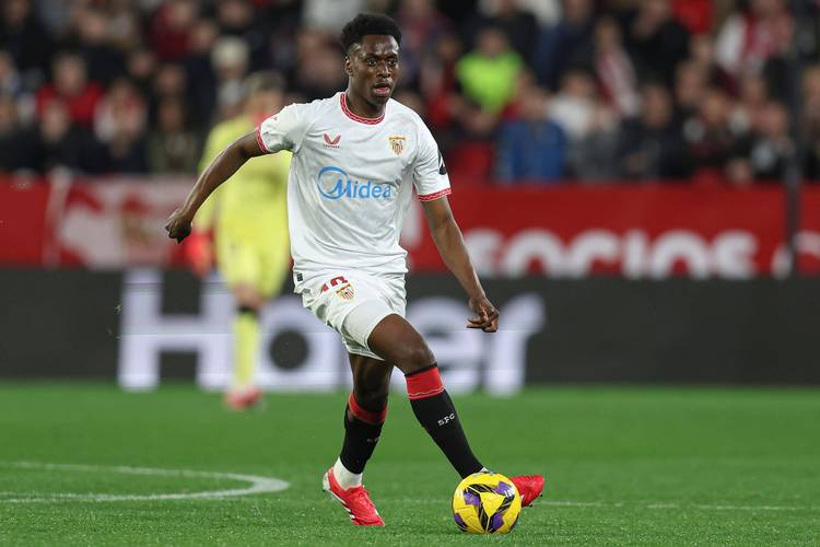 镜报:阿森纳已列出一份11名球员名单,他们可能在今夏被出售