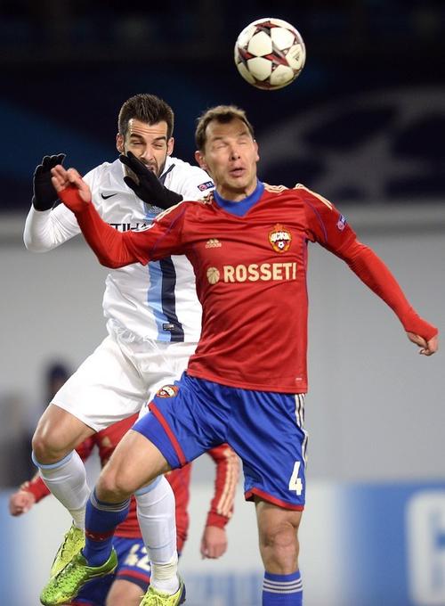 维尼修斯梅开二度！霸气回击曼城球迷嘲讽