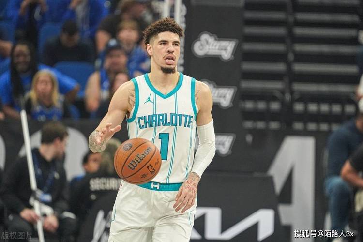 NBA战报：黄蜂136-106热火，拉梅洛-鲍尔30+6+13