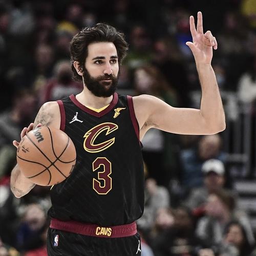 米利西奇：我不想过多谈论未来 我对球队非常乐观