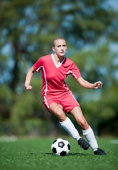 马金：萨福诺夫再次证明了自己，有这样让人放心的门将很重要