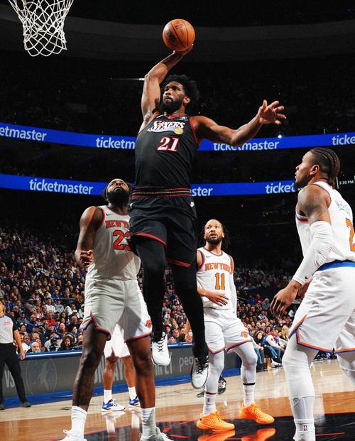 打爆热火！三球揭秘神仙进球原因：摔倒投篮我也练过